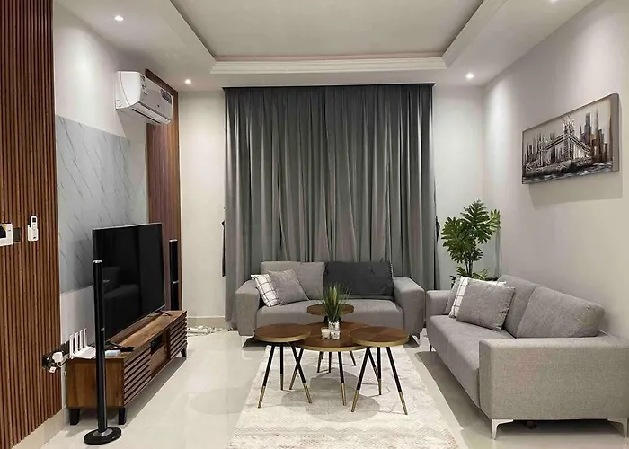 Luxury Apartment Of 3 Bedrooms With Living Room